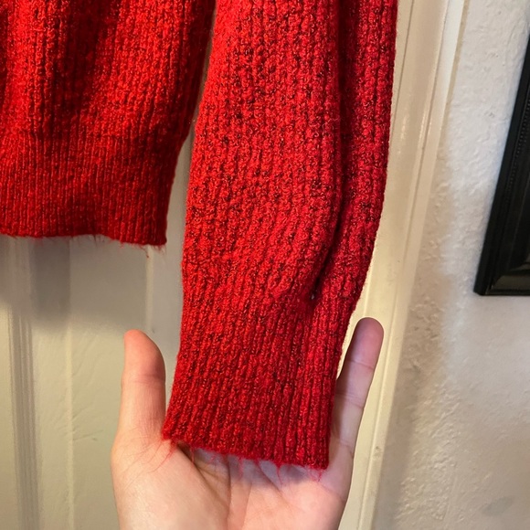 Knox Rose Sweater - Picture 4 of 5